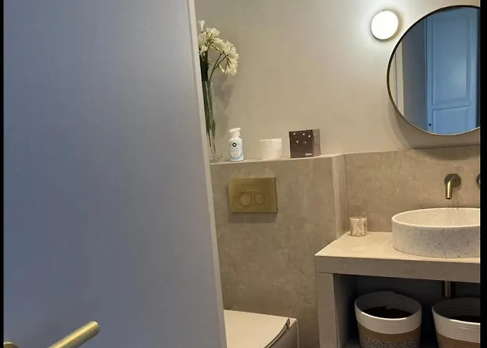 Вилла Grand Jardin Centre 800 M