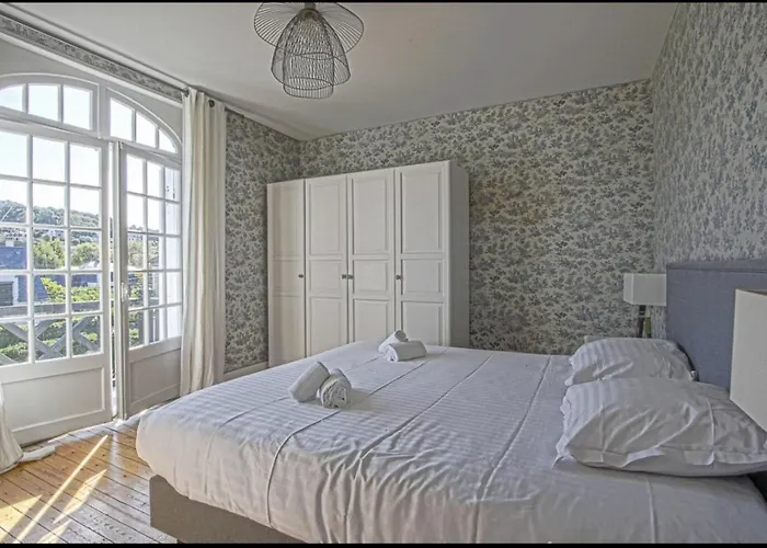 Вилла Grand Jardin Centre 800 M Довиль