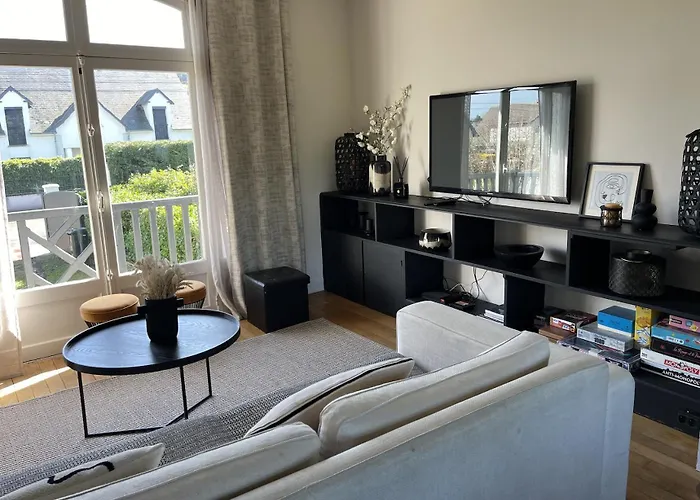 Grand Jardin Centre 800 M * Довиль