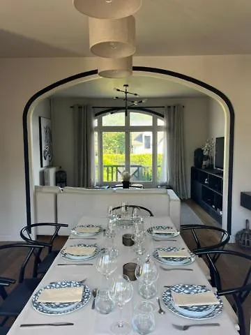 Grand Jardin Centre 800 M Villa