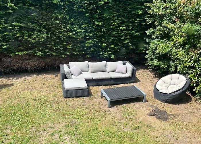 Grand Jardin Centre 800 M * Довиль